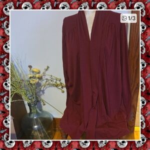 Old Navy Women's Burgundy Cardi Size 2x
